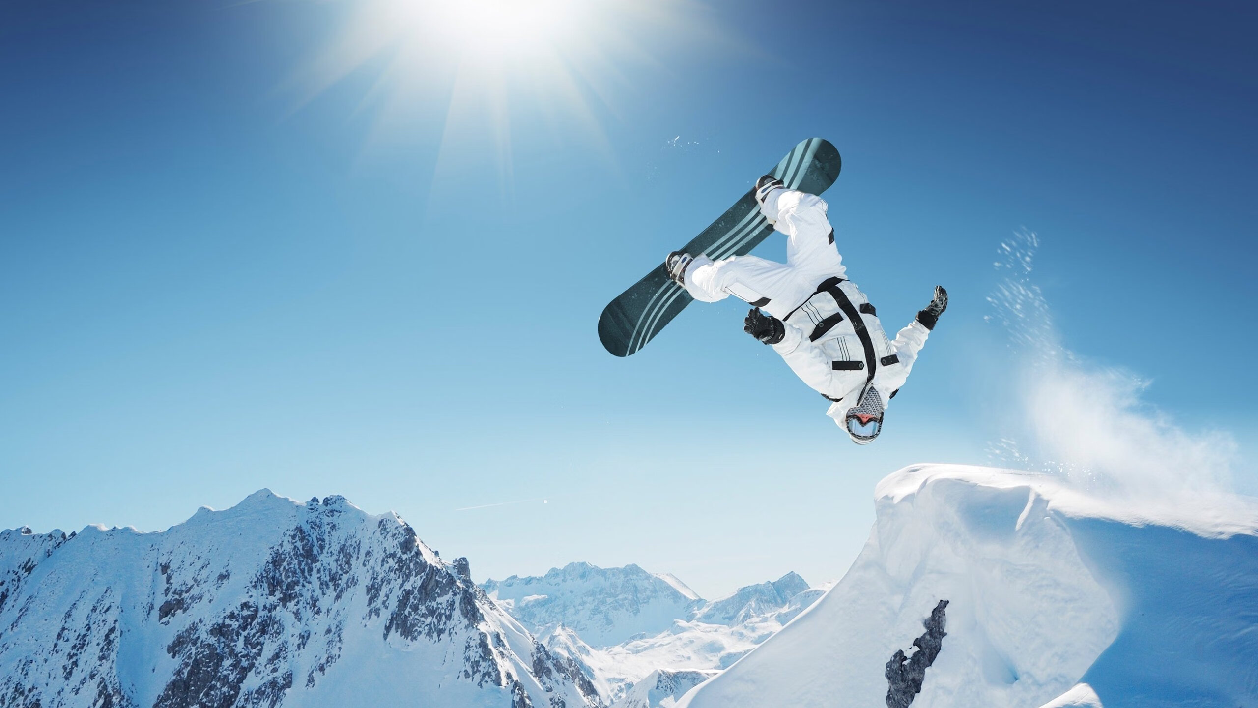 城市夜空灯光飞盘,光影中的极速瞬间,夜空灯光图